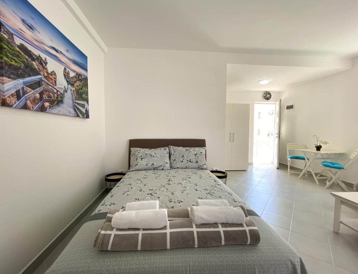 Apartments Monika Budva Exteriör bild