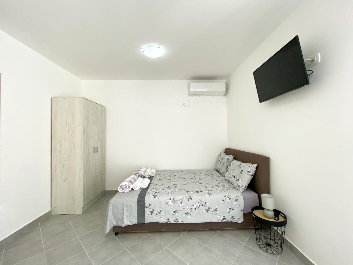 Apartments Monika Budva Exteriör bild