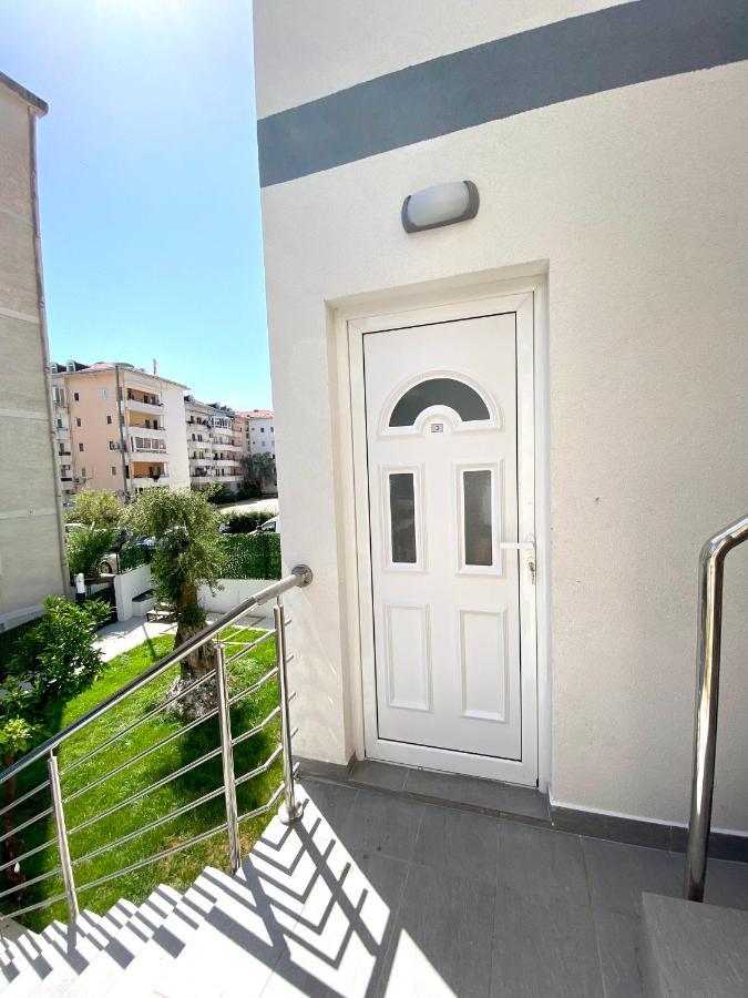 Apartments Monika Budva Exteriör bild