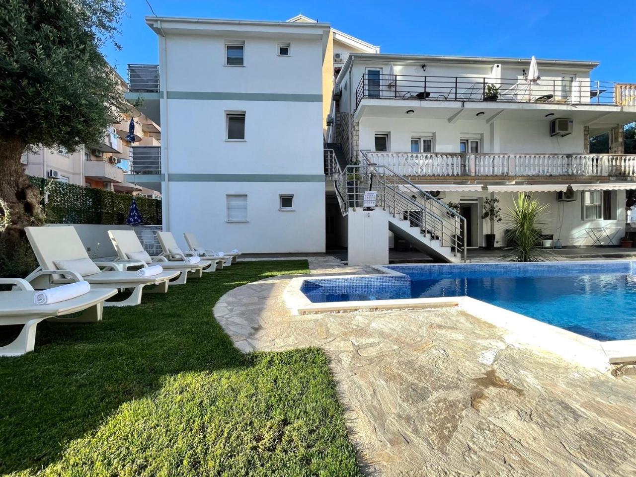 Apartments Monika Budva Exteriör bild